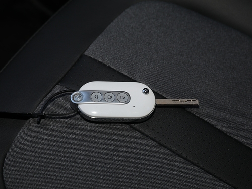 2022款 宏光MINI EV GAMEBOY 300km 玩咖款 磷酸铁锂