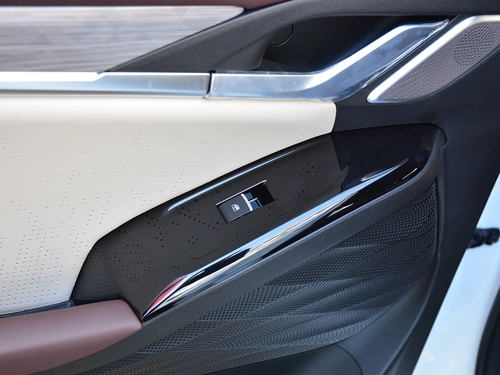 2022款 思皓QX 300T DCT探月版