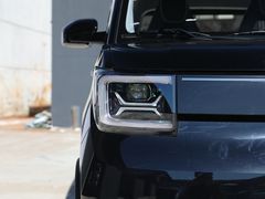 2022款 宏光MINI EV GAMEBOY 300km 玩咖款 磷酸铁锂