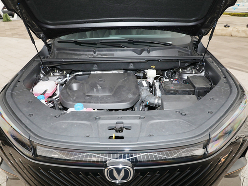 2022款 长安CS75 PLUS 第二代 1.5T 自动领航型