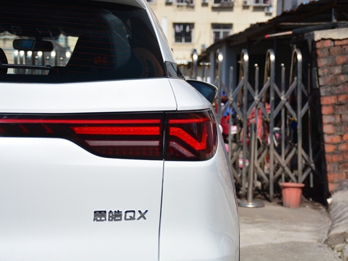 2022款 思皓QX 300T DCT探月版