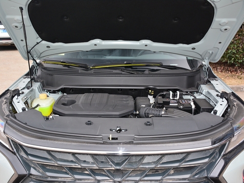 2022款 风光580 1.5T 手动豪华型