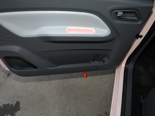 2022款 宏光MINI EV 马卡龙臻享款 三元锂