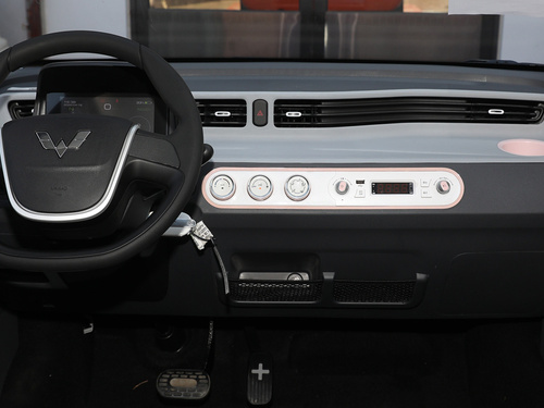 2022款 宏光MINI EV 马卡龙臻享款 三元锂