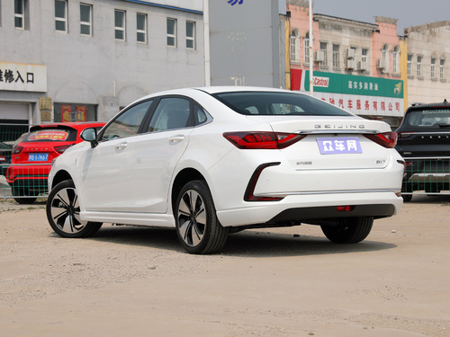 2022款 北京EU7 逸尚版