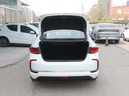 2022款 北京EU7 逸尚版