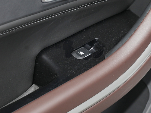 2022款 北京EU7 逸尚版