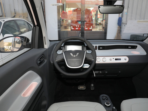 2022款 宏光MINI EV 马卡龙臻享款 三元锂