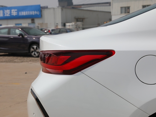 2022款 北京EU7 逸尚版