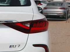 2022款 北京EU7 逸尚版