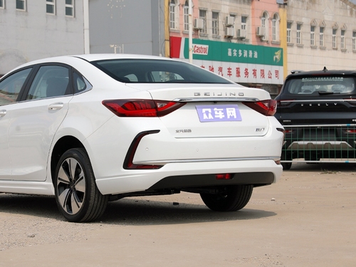 2022款 北京EU7 逸尚版