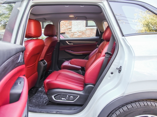 2022款 风光580 1.5T 自动臻享型