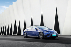 2023款 奔驰EQE AMG AMG EQE 53 4MATIC+图片_高清图