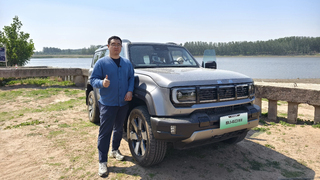 北京越野BJ40潮白河“撒野”，与马术共掀热血风暴