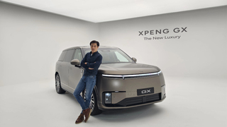 让科技迷集体疯狂 静态体验小鹏GX