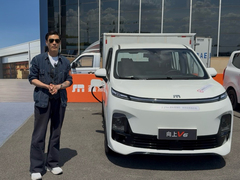 标题：向上V6，全方位多功能的家庭“帮手”